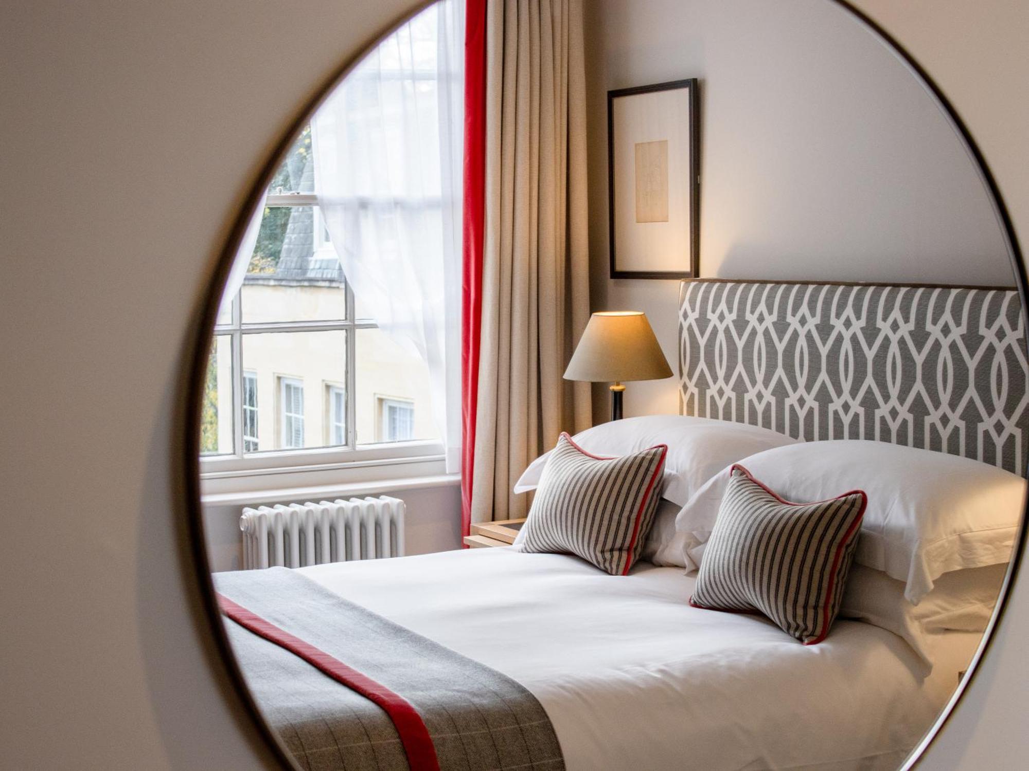 Old Bank Hotel Oxford Extérieur photo A bedroom at the hotel