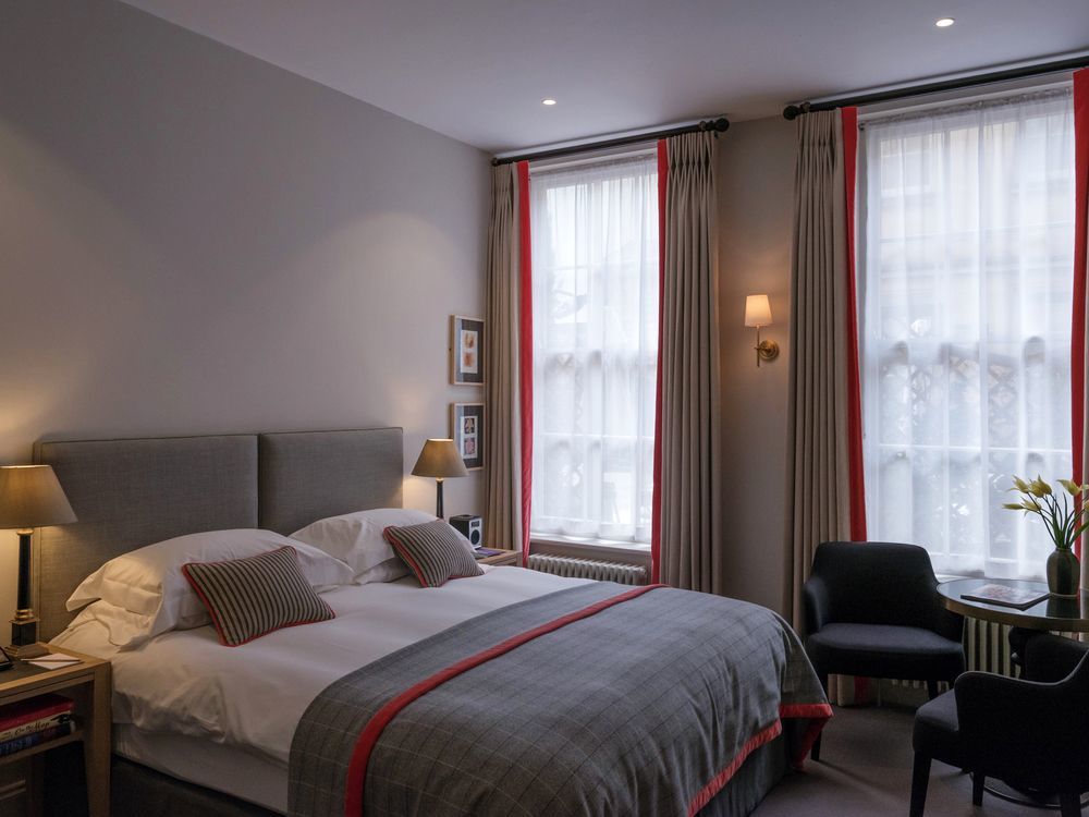 Old Bank Hotel Oxford Extérieur photo A bedroom at the hotel