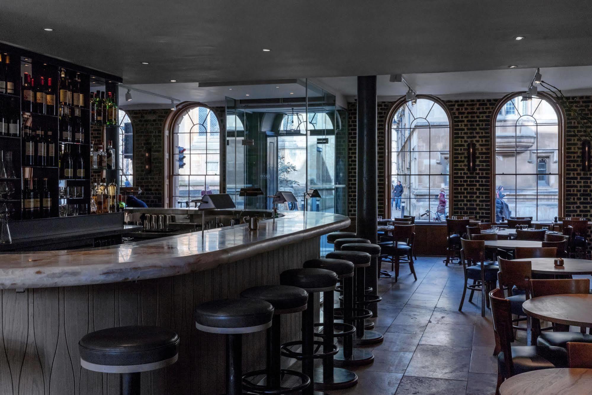Old Bank Hotel Oxford Extérieur photo Interior of the restaurant